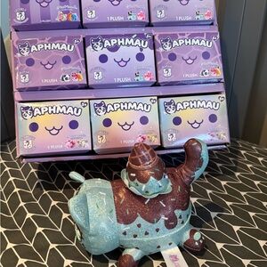 Aphmau Ice Cream Collection Glitter Mint Chocolate Chip Cat